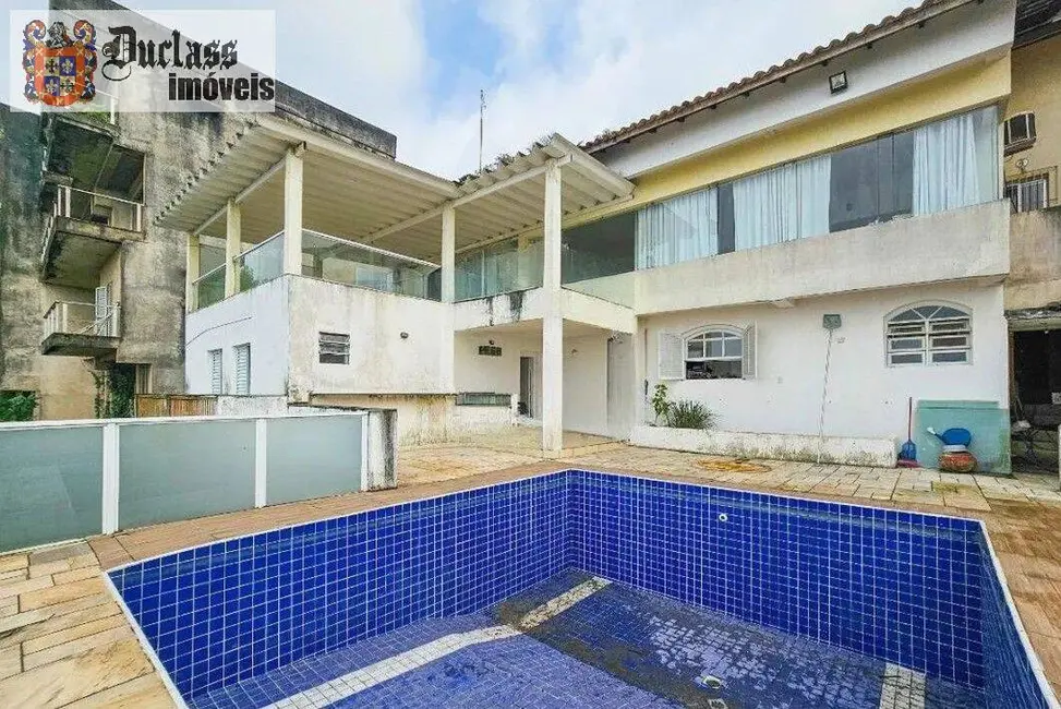 Casa com 5 quartos à venda, 300m2 em Guaruja - SP - imagem 5 Foto 5 de Casa com 5 quartos à venda, 300m2 em Guaruja - SP