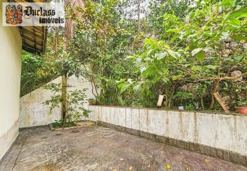 Casa com 5 quartos à venda, 300m2 em Guaruja - SP - imagem 8 Foto 8 de Casa com 5 quartos à venda, 300m2 em Guaruja - SP