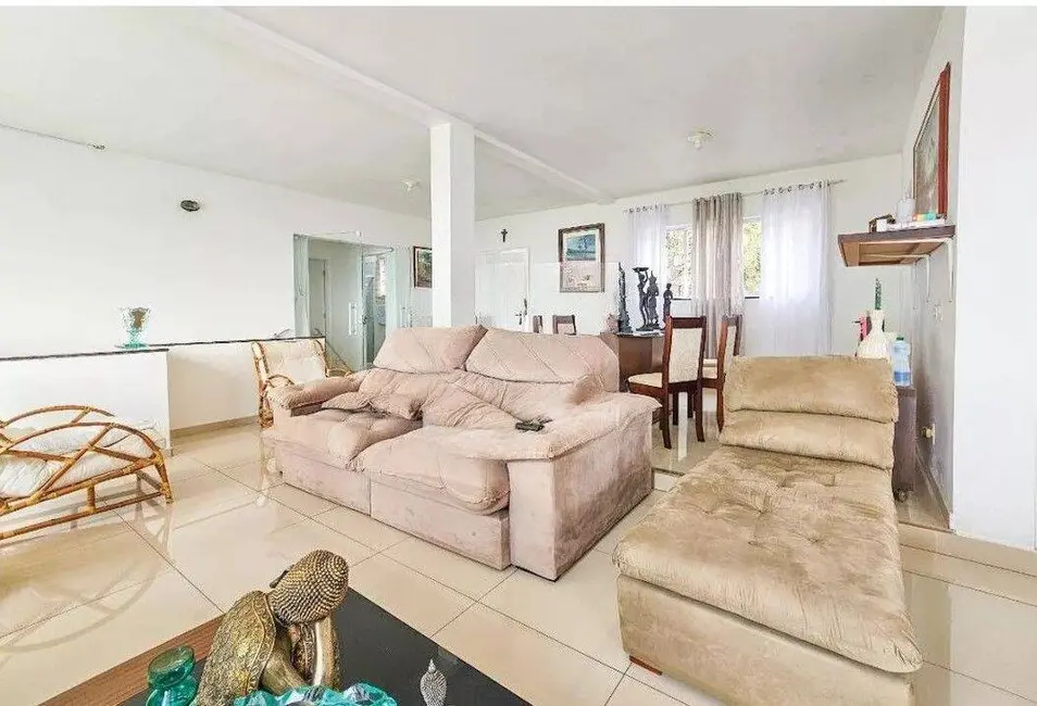 Foto 3 de Casa com 5 quartos à venda, 300m2 em Guaruja - SP