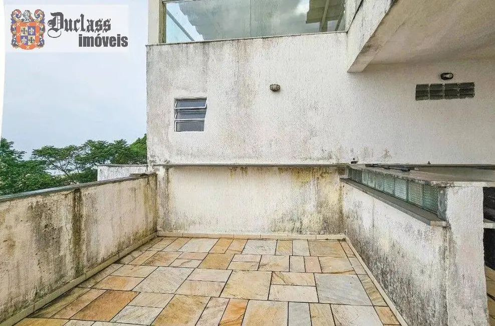 Casa com 5 quartos à venda, 300m2 em Guaruja - SP - imagem 3 Foto 3 de Casa com 5 quartos à venda, 300m2 em Guaruja - SP