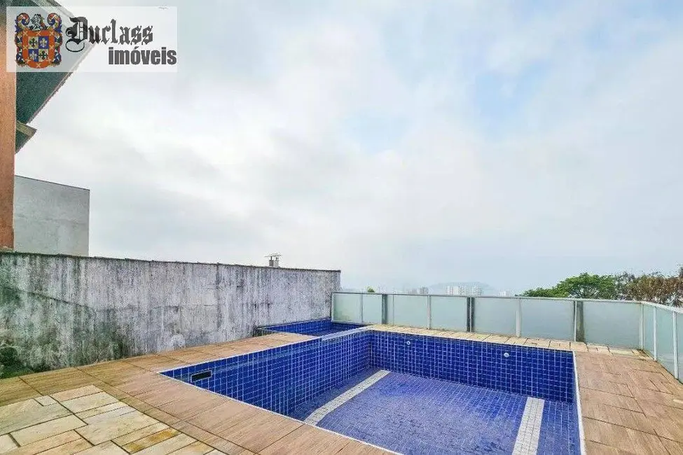 Casa com 5 quartos à venda, 300m2 em Guaruja - SP - imagem 6 Foto 6 de Casa com 5 quartos à venda, 300m2 em Guaruja - SP