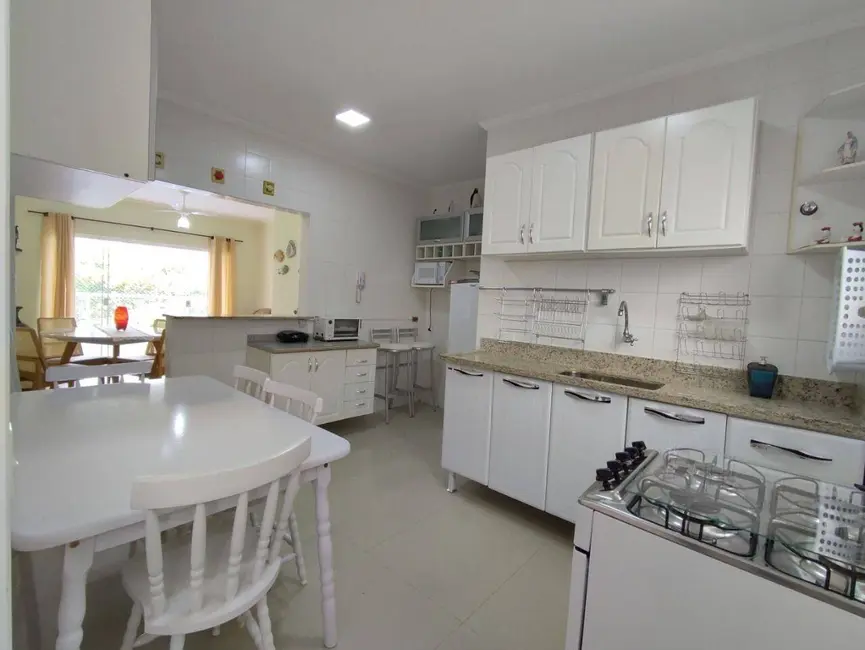 Foto 8 de Apartamento com 3 quartos à venda, 84m2 em Pitangueiras, Guaruja - SP
