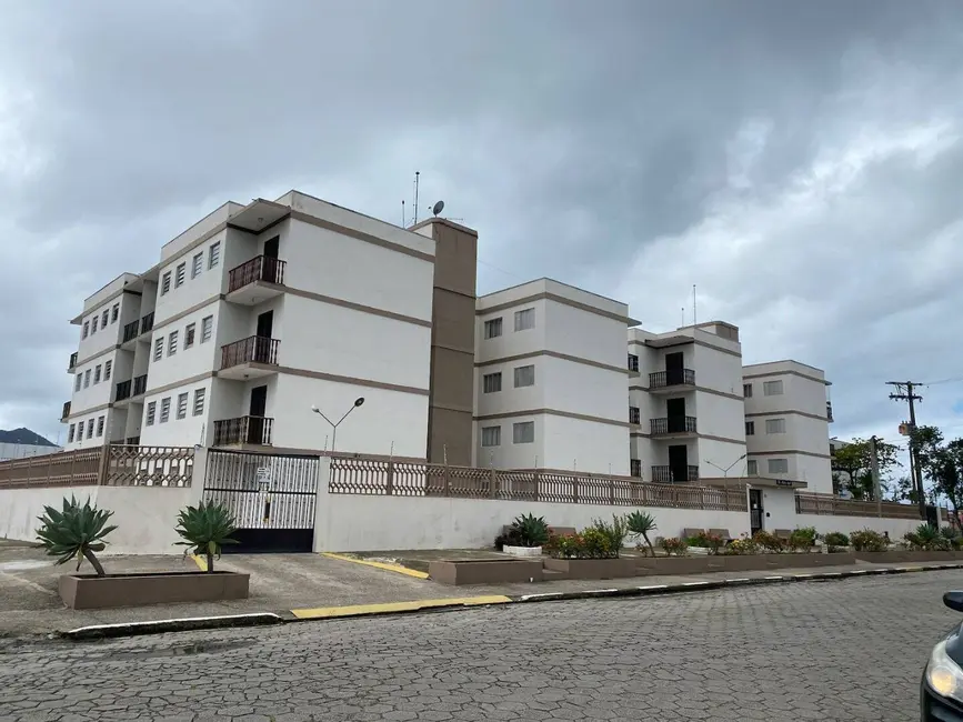 Foto 2 de Apartamento com 2 quartos à venda, 40m2 em Indaiá, Caraguatatuba - SP