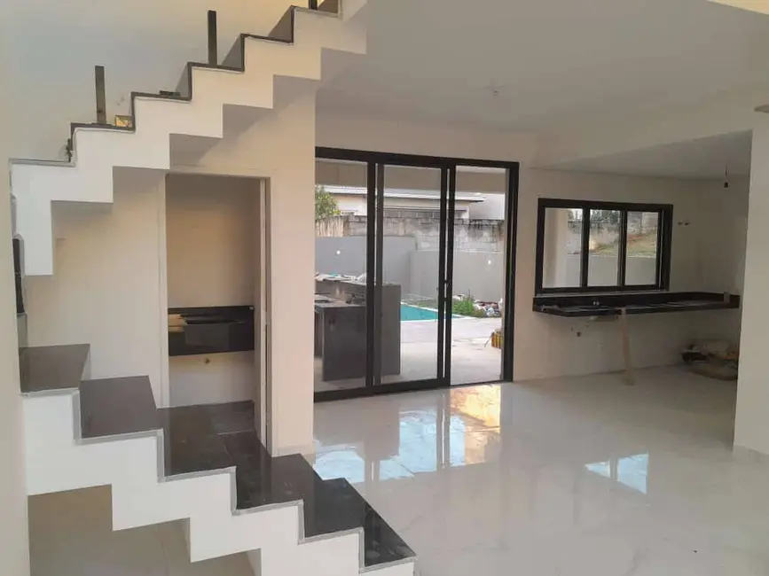 Foto 5 de Sobrado com 3 quartos à venda, 180m2 em Atibaia - SP