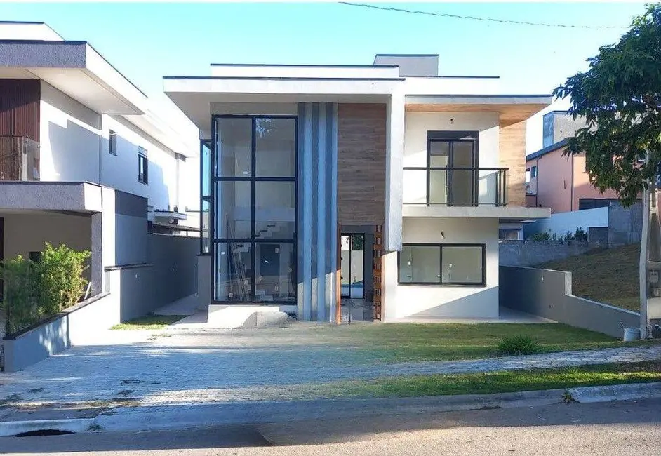 Foto 1 de Sobrado com 3 quartos à venda, 180m2 em Atibaia - SP