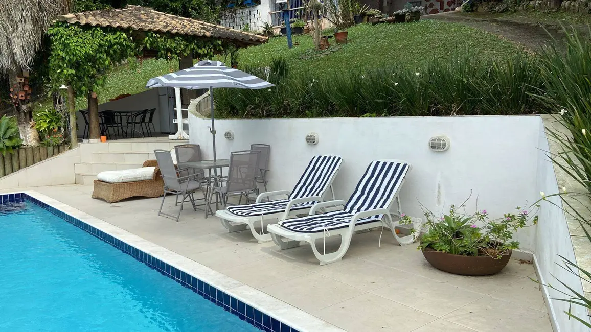 Foto 8 de Casa com 5 quartos à venda, 290m2 em Prainha, Caraguatatuba - SP