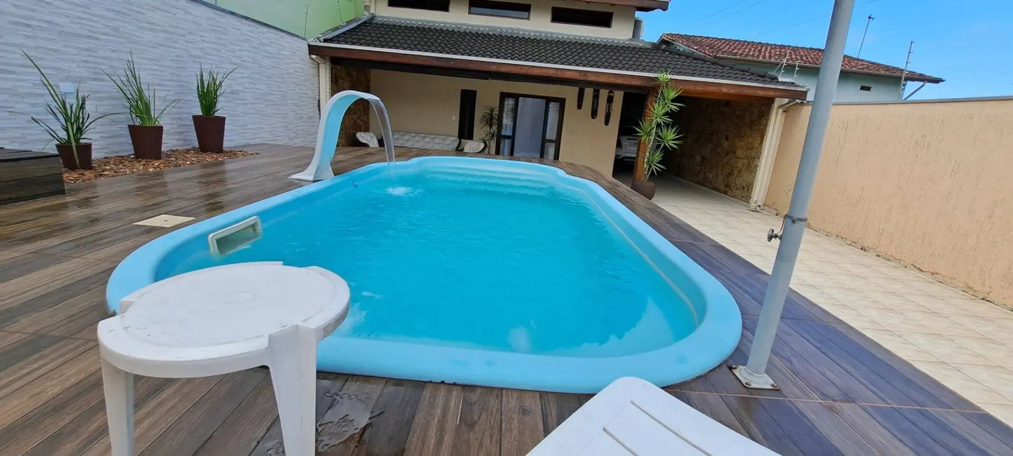 Foto 6 de Sobrado com 4 quartos à venda, 246m2 em Indaiá, Caraguatatuba - SP