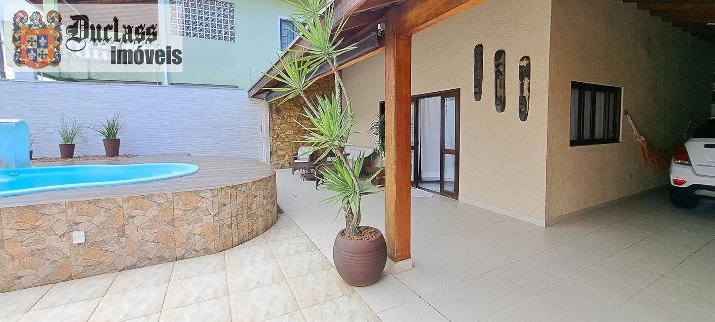 Foto 3 de Sobrado com 4 quartos à venda, 246m2 em Indaiá, Caraguatatuba - SP