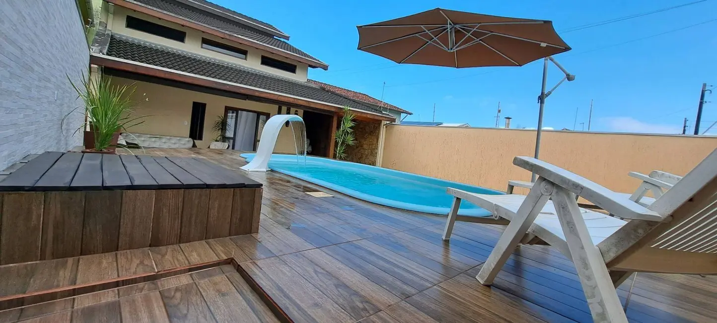 Foto 5 de Sobrado com 4 quartos à venda, 246m2 em Indaiá, Caraguatatuba - SP