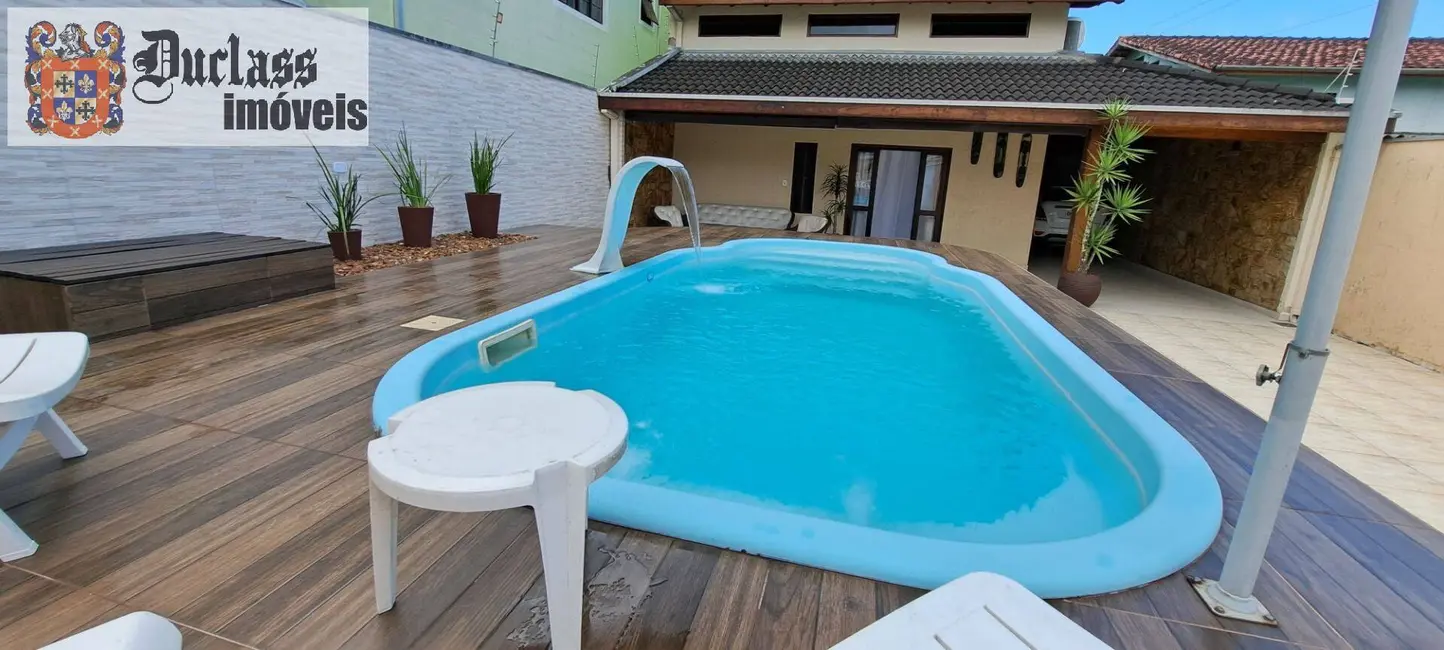 Foto 7 de Sobrado com 4 quartos à venda, 246m2 em Indaiá, Caraguatatuba - SP
