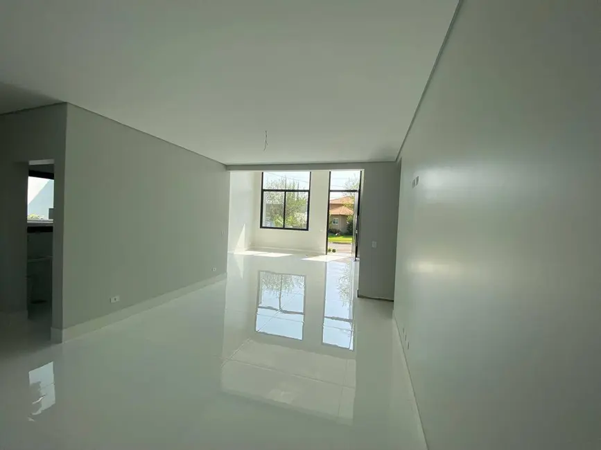 Foto 9 de Casa com 3 quartos à venda, 249m2 em Atibaia - SP