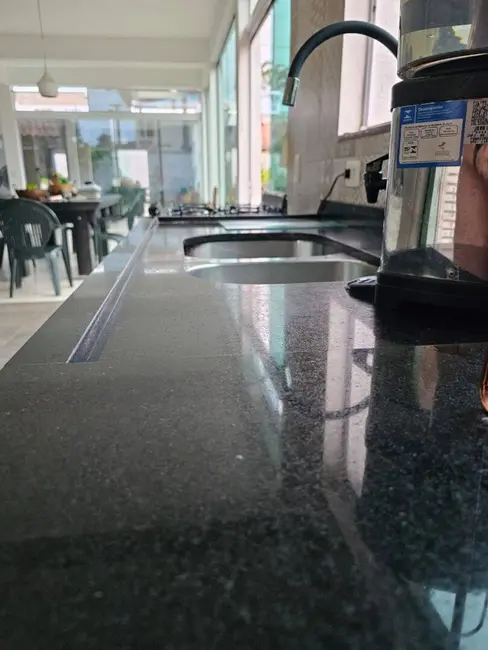 Foto 15 de Sobrado à venda, 220m2 em Massaguaçu, Caraguatatuba - SP