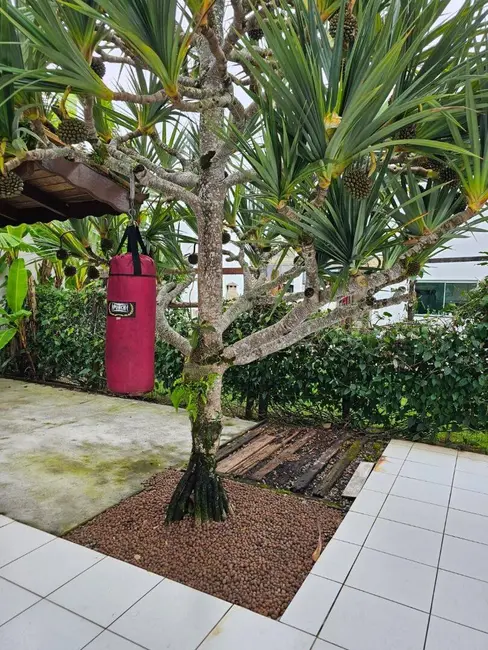 Foto 5 de Casa com 1 quarto à venda, 80m2 em Massaguaçu, Caraguatatuba - SP