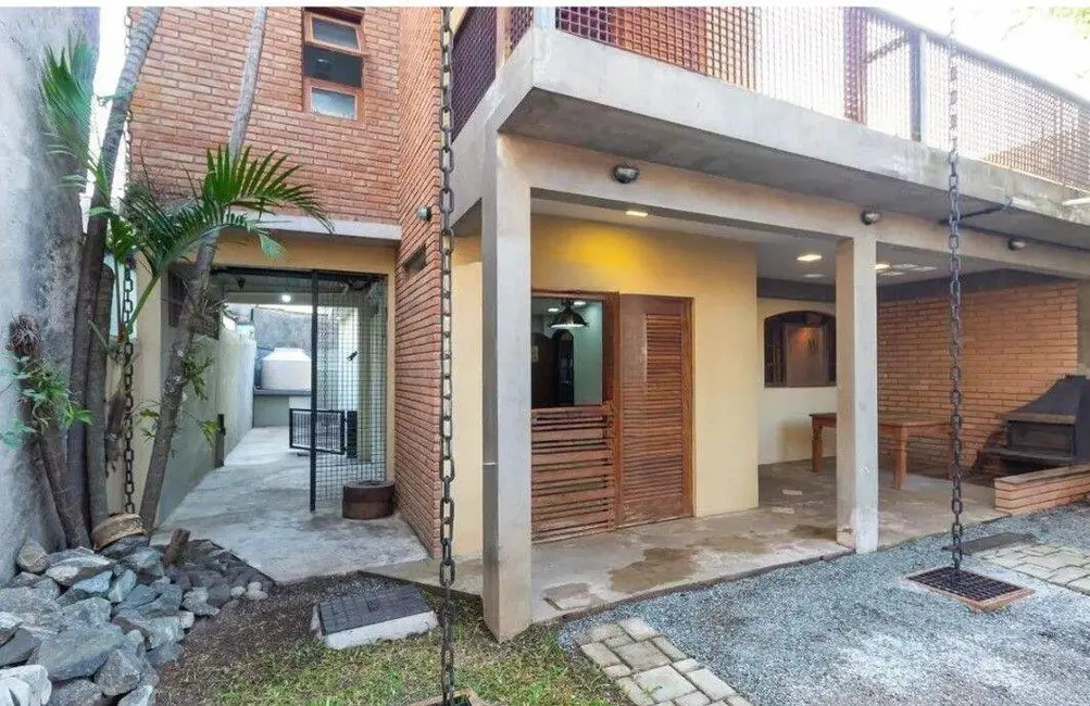Foto 3 de Casa com 3 quartos à venda, 250m2 em Jardim São Francisco (Zona Leste), São Paulo - SP