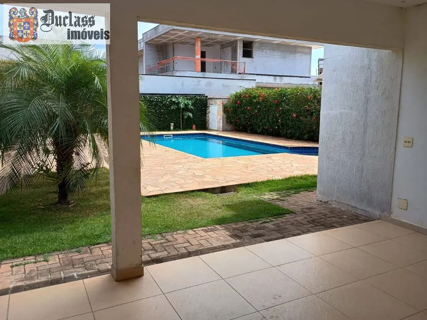 Casa com 3 quartos à venda, 288m2 em Tanque, Atibaia - SP - imagem 4 Foto 4 de Casa com 3 quartos à venda, 288m2 em Tanque, Atibaia - SP