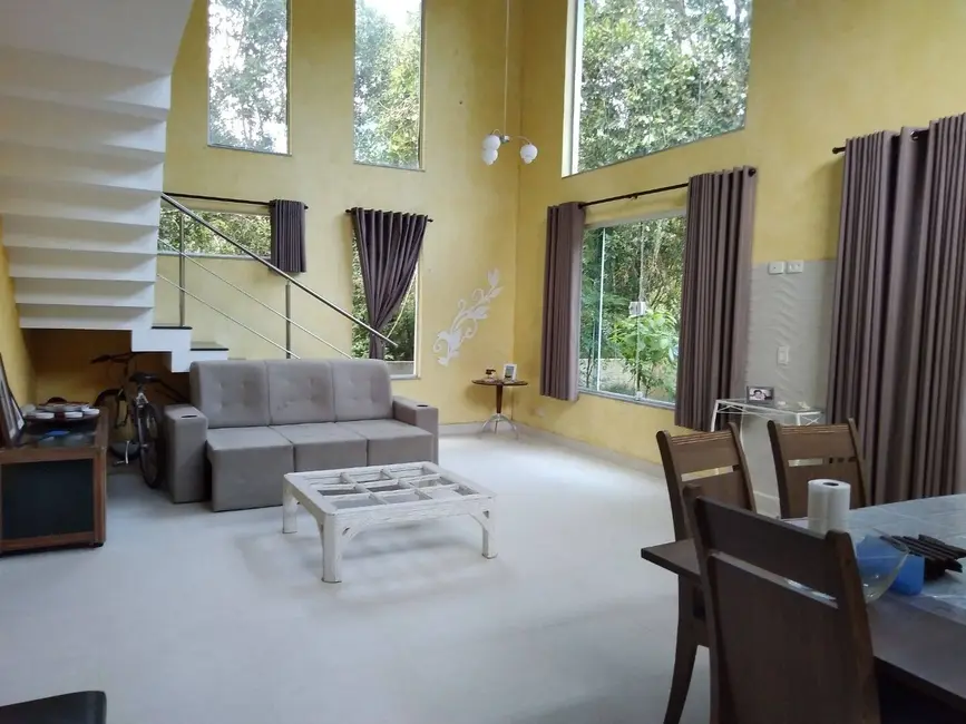 Foto 4 de Sobrado com 4 quartos à venda, 158m2 em Bertioga - SP