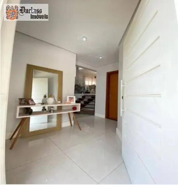 Sobrado com 3 quartos à venda, 236m2 em Bosque, Vinhedo - SP - imagem 4 Foto 4 de Sobrado com 3 quartos à venda, 236m2 em Bosque, Vinhedo - SP