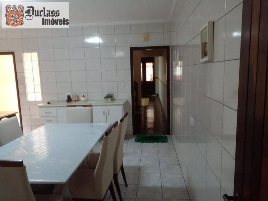 Sobrado com 3 quartos à venda, 175m2 em Vila América, Santo Andre - SP - imagem 9 Foto 9 de Sobrado com 3 quartos à venda, 175m2 em Vila América, Santo Andre - SP