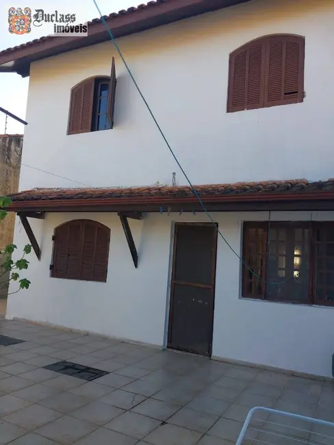 Sobrado com 3 quartos à venda, 178m2 em Peruibe - SP - imagem 2 Foto 2 de Sobrado com 3 quartos à venda, 178m2 em Peruibe - SP