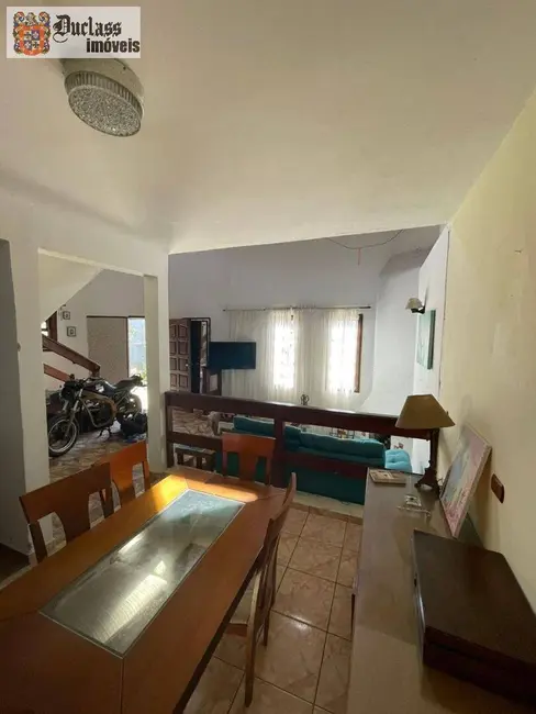 Sobrado com 3 quartos à venda, 178m2 em Peruibe - SP - imagem 7 Foto 7 de Sobrado com 3 quartos à venda, 178m2 em Peruibe - SP