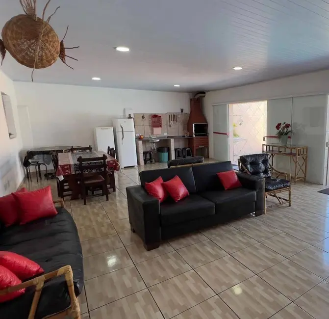 Foto 4 de Casa com 2 quartos à venda, 100m2 em Mirim, Praia Grande - SP