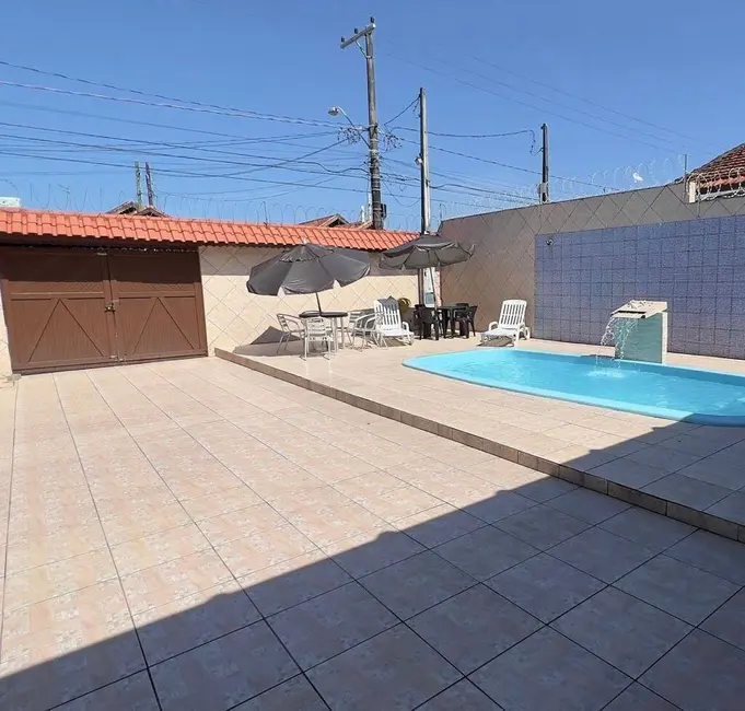 Foto 2 de Casa com 2 quartos à venda, 100m2 em Mirim, Praia Grande - SP