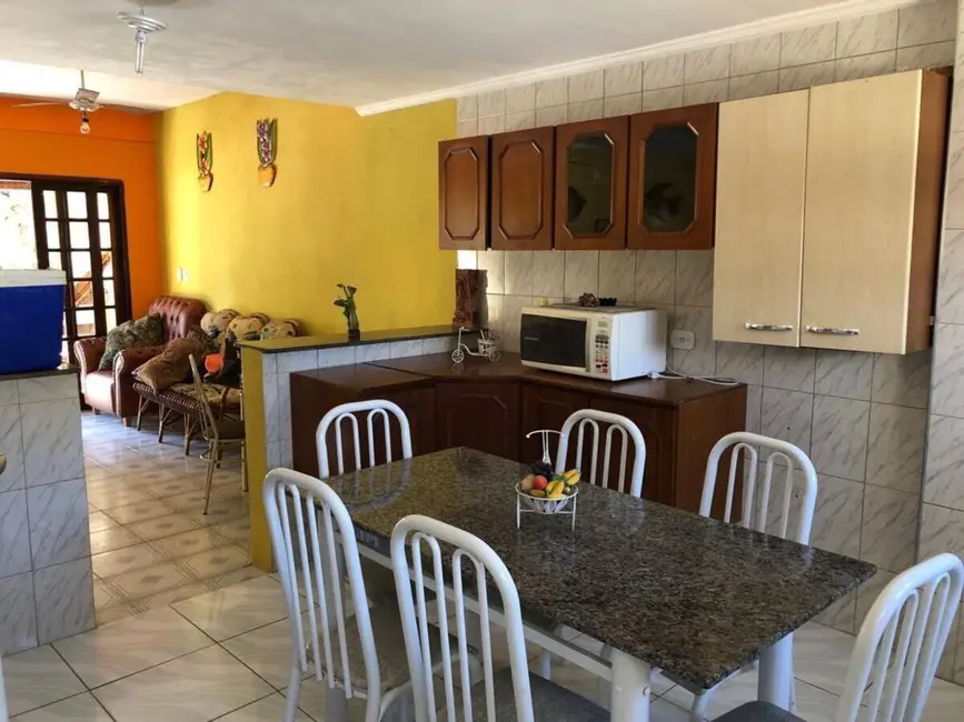 Foto 9 de Sobrado com 3 quartos à venda, 60m2 em Sumaré, Caraguatatuba - SP