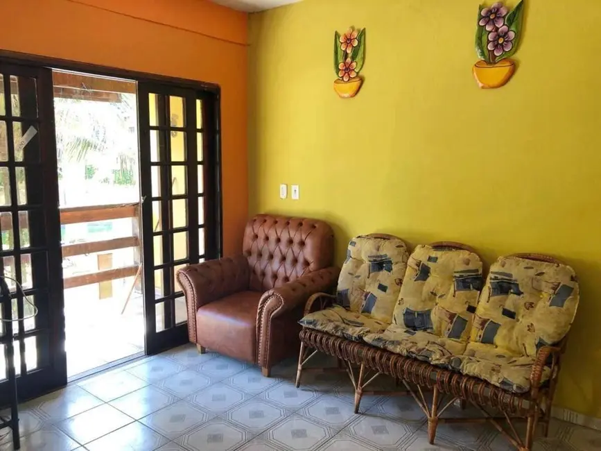 Foto 2 de Sobrado com 3 quartos à venda, 60m2 em Sumaré, Caraguatatuba - SP