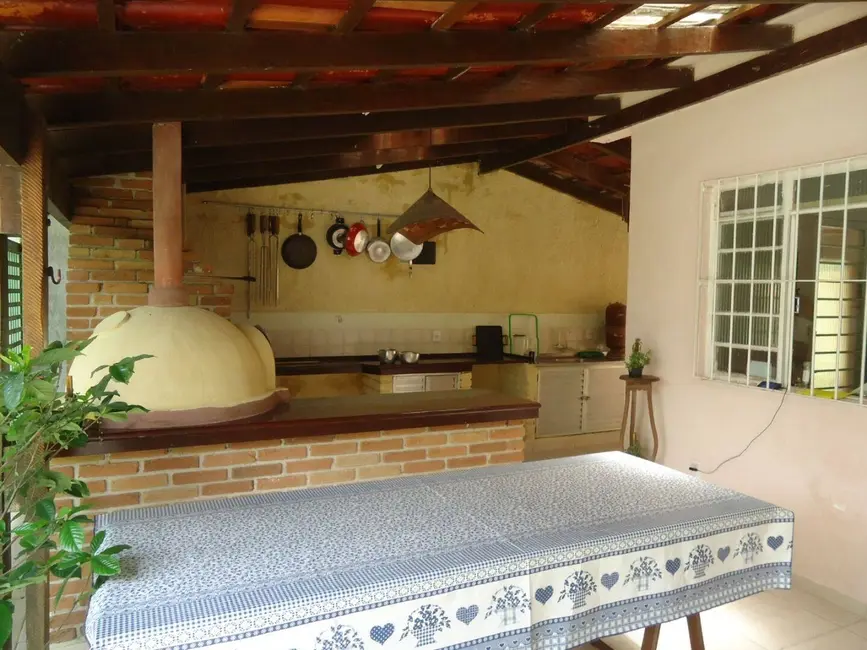 Foto 6 de Casa com 4 quartos à venda, 180m2 em Centro, Bertioga - SP