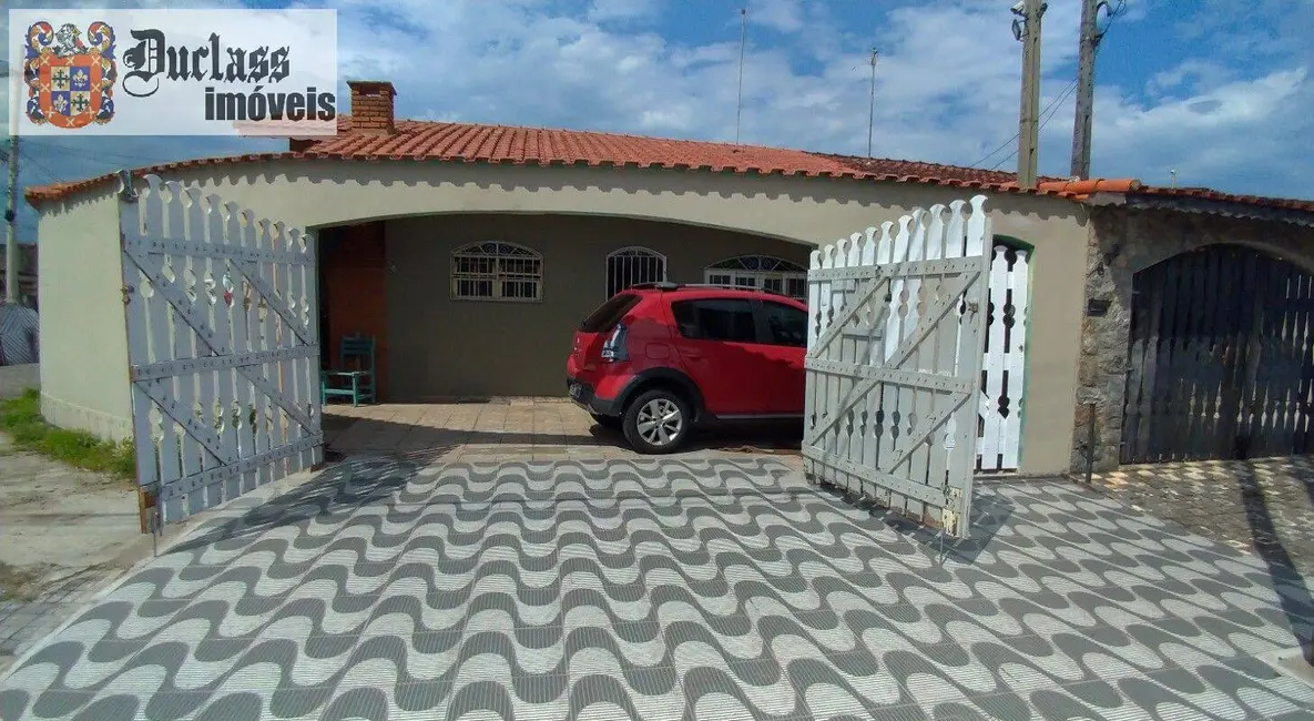 Foto 9 de Casa com 2 quartos à venda, 84m2 em Mongagua - SP