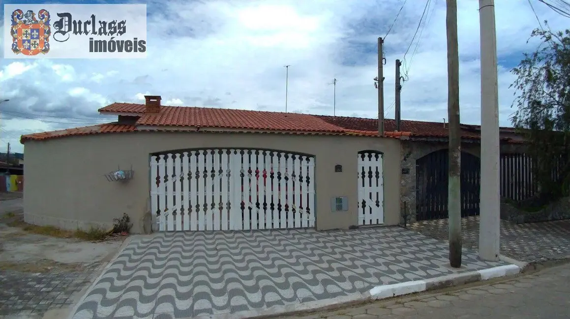 Foto 1 de Casa com 2 quartos à venda, 84m2 em Mongagua - SP