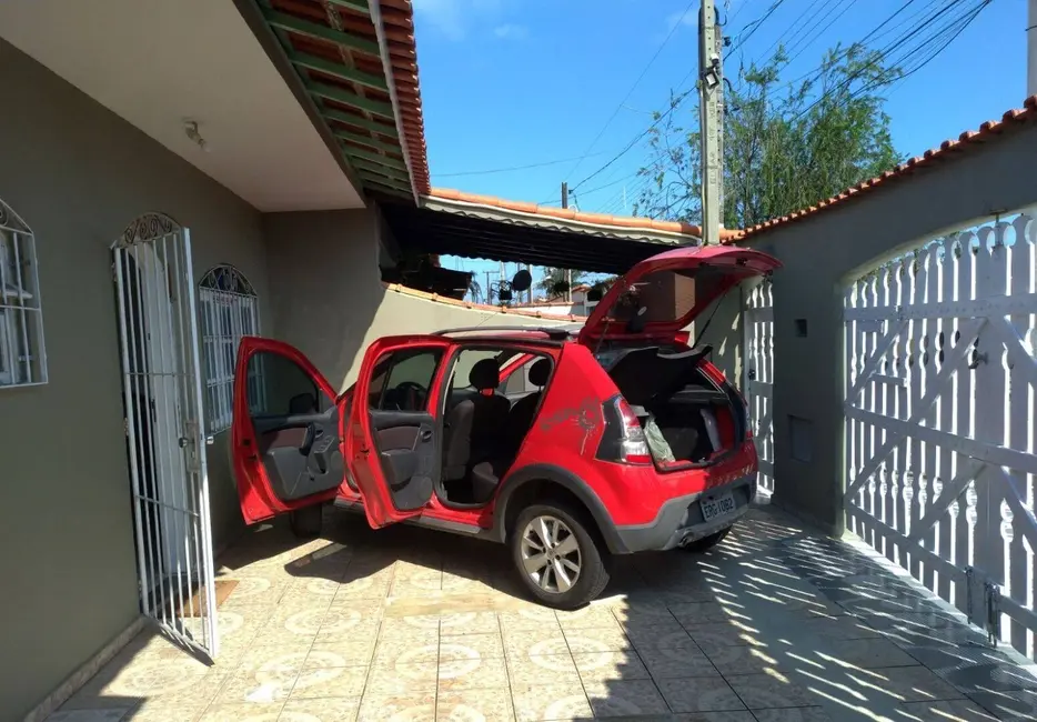 Foto 8 de Casa com 2 quartos à venda, 84m2 em Mongagua - SP