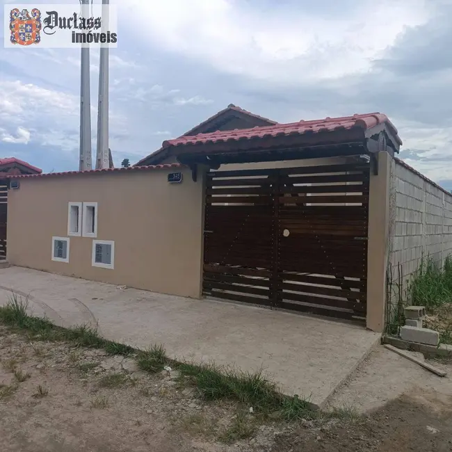 Casa com 2 quartos à venda, 55m2 em Itanhaem - SP - imagem 2 Foto 2 de Casa com 2 quartos à venda, 55m2 em Itanhaem - SP