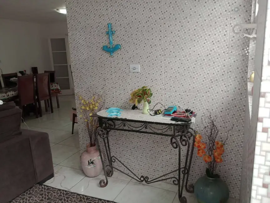 Foto 8 de Casa com 2 quartos à venda, 163m2 em Itanhaem - SP