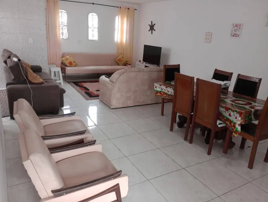 Foto 4 de Casa com 2 quartos à venda, 163m2 em Itanhaem - SP