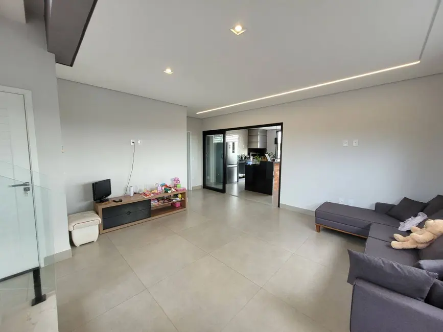 Foto 6 de Sobrado com 3 quartos à venda, 193m2 em Itatiba - SP