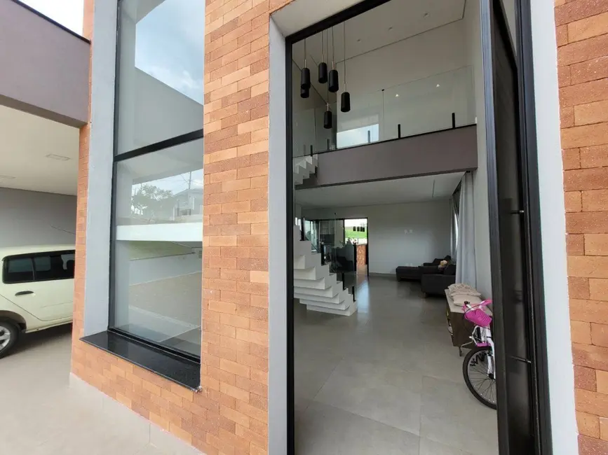 Foto 5 de Sobrado com 3 quartos à venda, 193m2 em Itatiba - SP