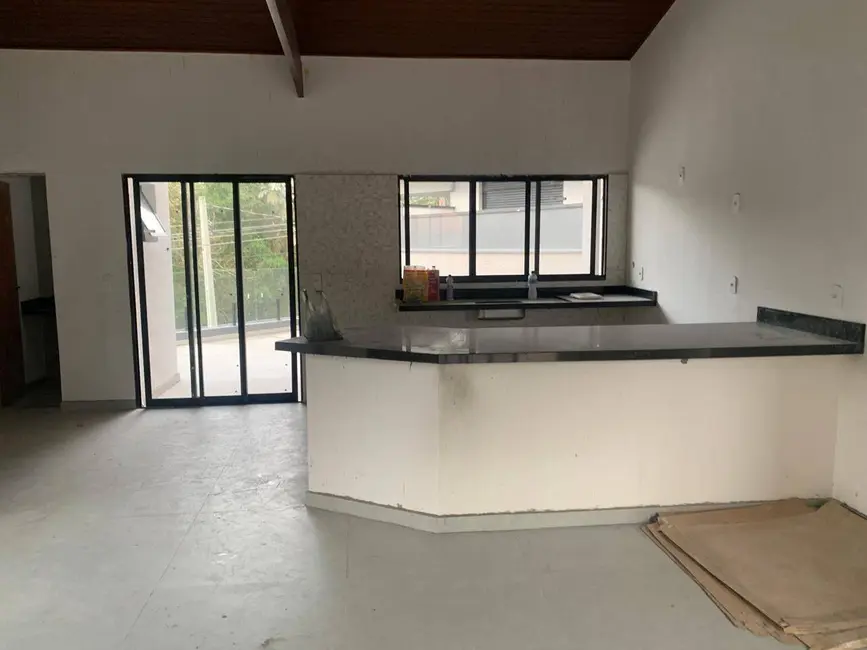 Foto 3 de Casa com 3 quartos à venda, 178m2 em Parque Residencial Itapeti, Mogi Das Cruzes - SP