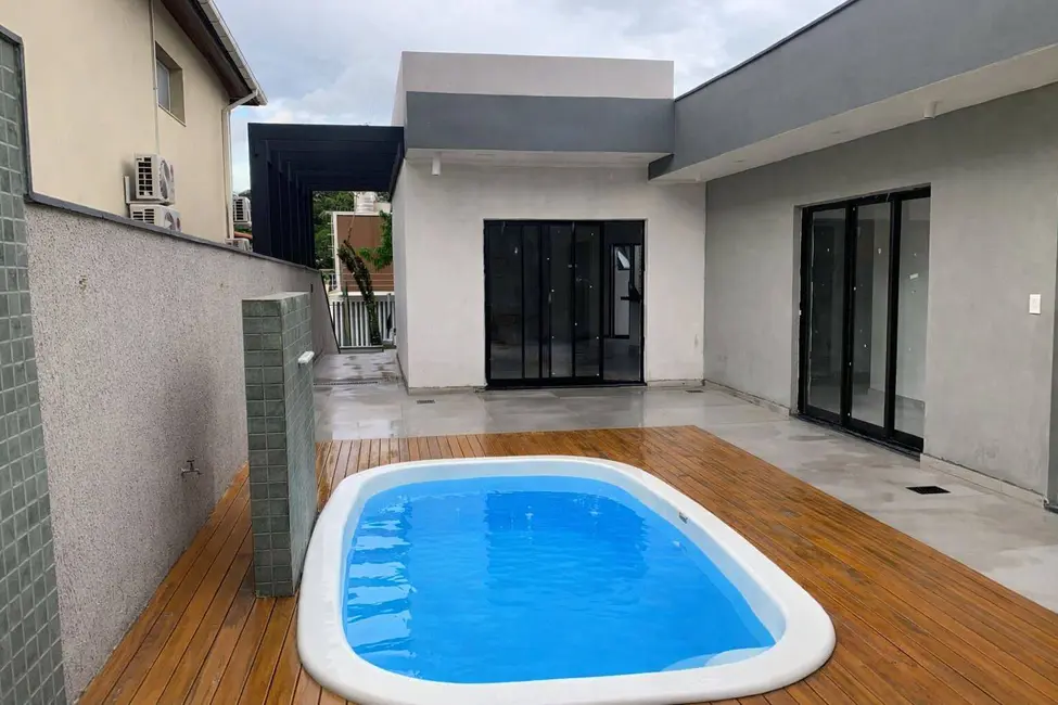 Foto 1 de Casa com 3 quartos à venda, 178m2 em Parque Residencial Itapeti, Mogi Das Cruzes - SP