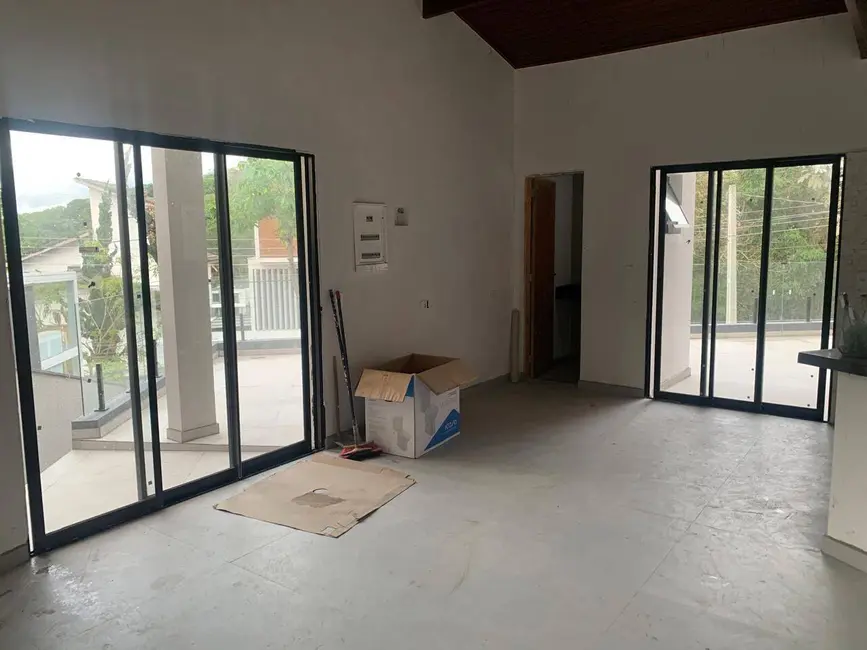 Foto 4 de Casa com 3 quartos à venda, 178m2 em Parque Residencial Itapeti, Mogi Das Cruzes - SP