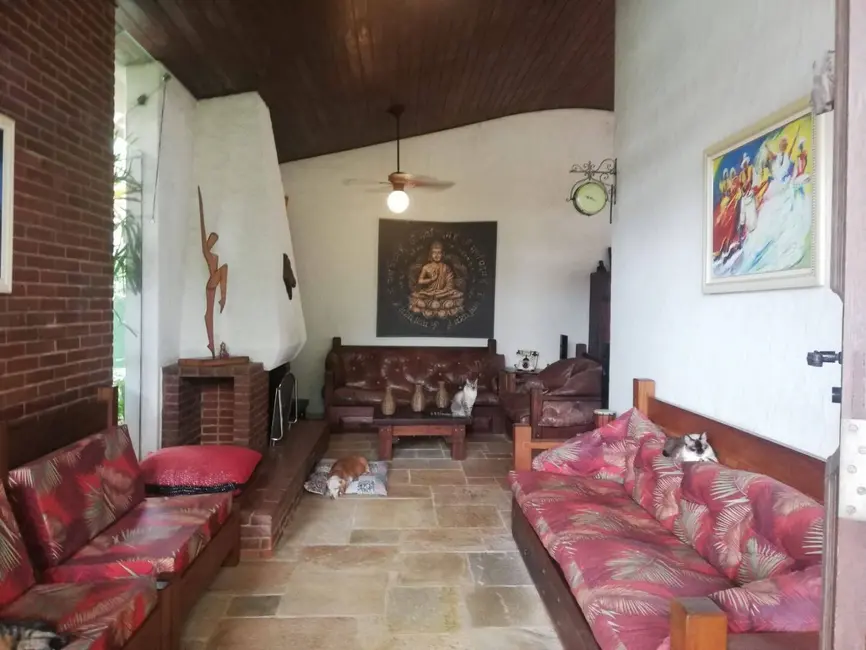 Foto 3 de Casa com 4 quartos à venda, 160m2 em Balneário Praia do Pernambuco, Guaruja - SP