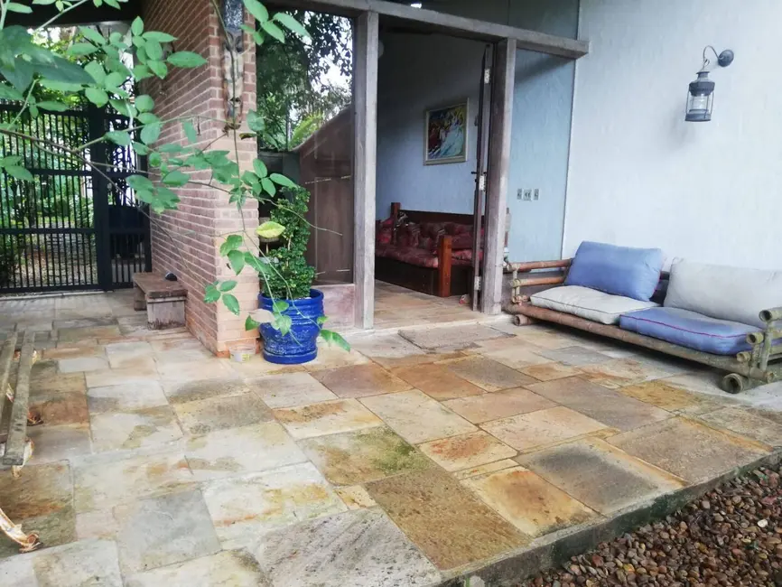 Foto 2 de Casa com 4 quartos à venda, 160m2 em Balneário Praia do Pernambuco, Guaruja - SP