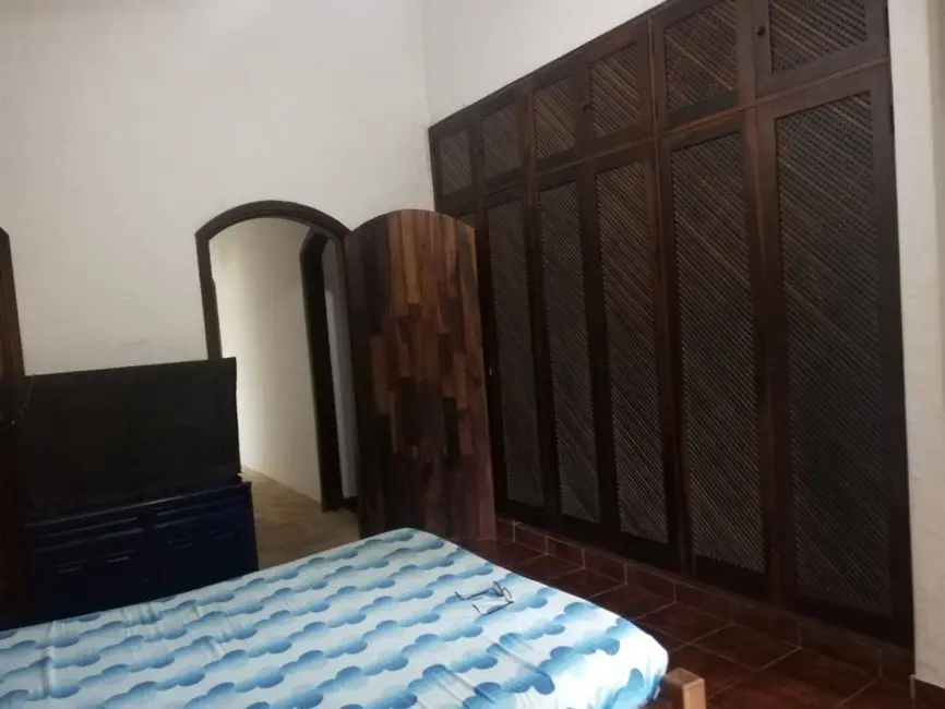 Foto 8 de Casa com 4 quartos à venda, 160m2 em Balneário Praia do Pernambuco, Guaruja - SP