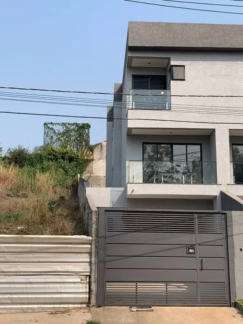 Foto 3 de Sobrado com 3 quartos à venda, 167m2 em Jardim dos Pinheiros, Atibaia - SP