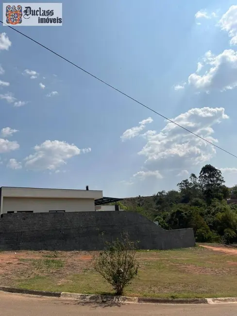 Foto 2 de Terreno / Lote à venda, 690m2 em Atibaia - SP