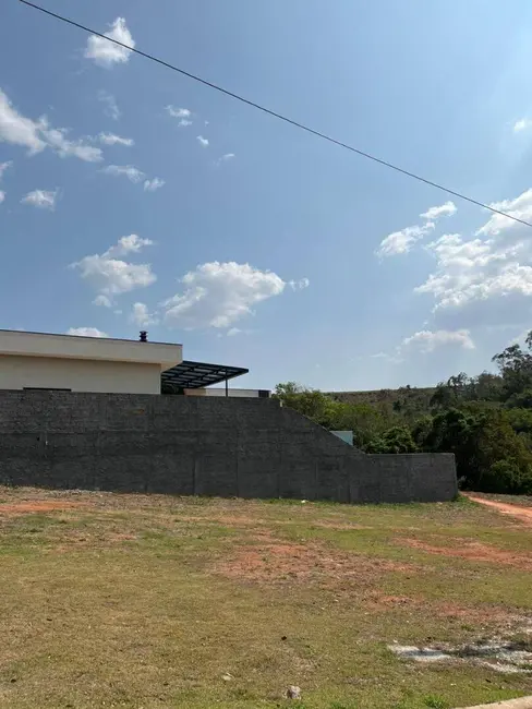 Foto 4 de Terreno / Lote à venda, 690m2 em Atibaia - SP