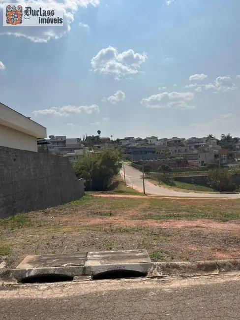Foto 3 de Terreno / Lote à venda, 690m2 em Atibaia - SP