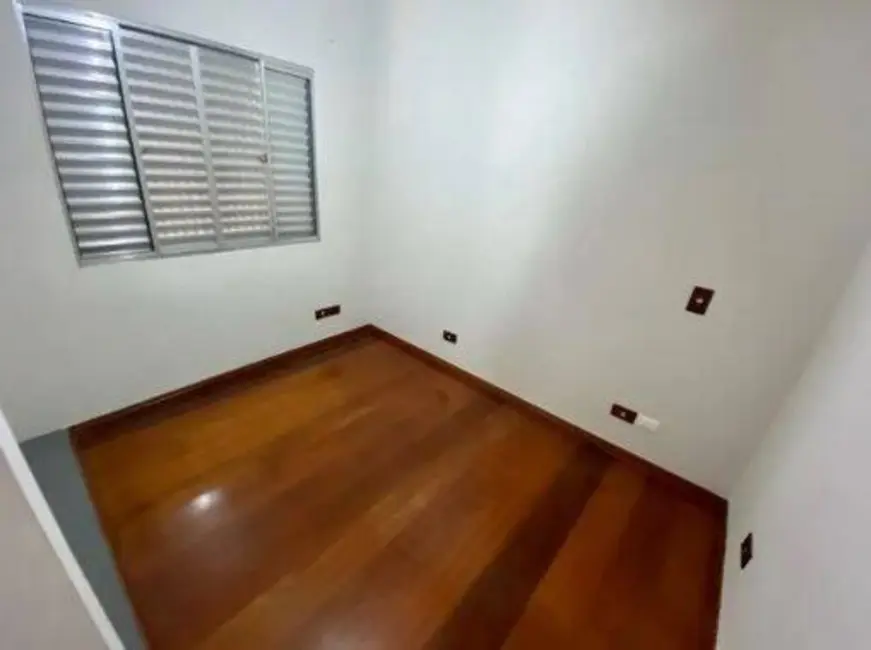 Sobrado com 4 quartos à venda, 429m2 em Vila Anchieta, Jundiai - SP - imagem 3 Foto 3 de Sobrado com 4 quartos à venda, 429m2 em Vila Anchieta, Jundiai - SP