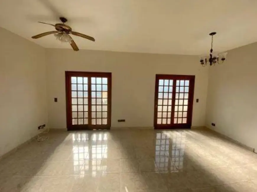 Sobrado com 4 quartos à venda, 429m2 em Vila Anchieta, Jundiai - SP - imagem 2 Foto 2 de Sobrado com 4 quartos à venda, 429m2 em Vila Anchieta, Jundiai - SP