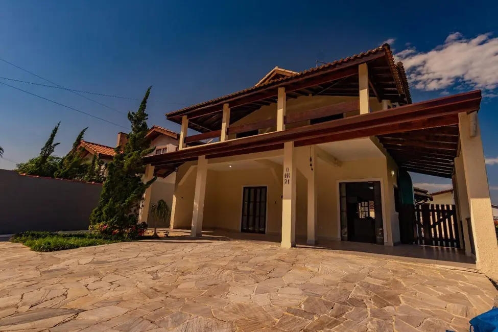 Foto 4 de Sobrado com 5 quartos à venda, 331m2 em Bertioga - SP